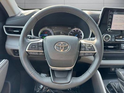 2022 Toyota Highlander Hybrid XLE AWD