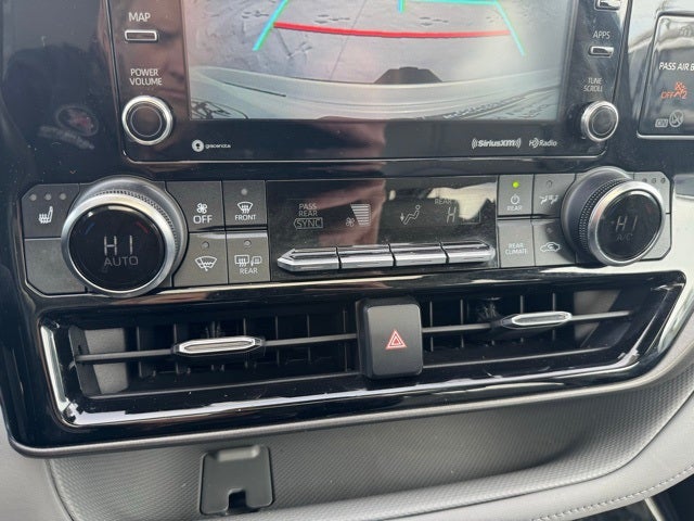 2020 Toyota Highlander Hybrid XLE AWD