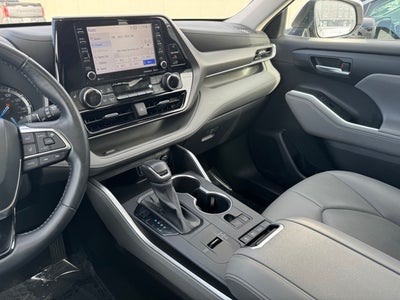 2020 Toyota Highlander Hybrid XLE AWD