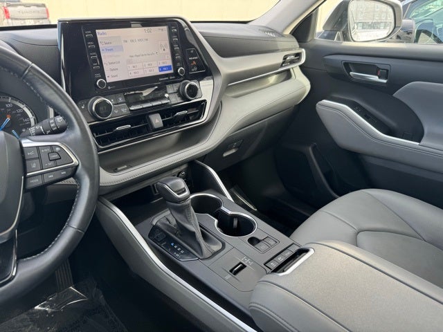 2020 Toyota Highlander Hybrid XLE AWD