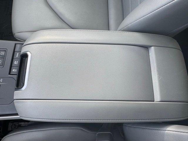 2020 Toyota Highlander Hybrid XLE AWD