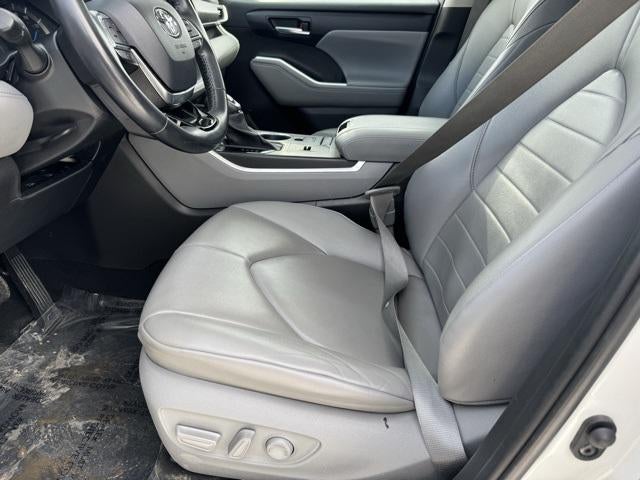 2020 Toyota Highlander Hybrid XLE AWD