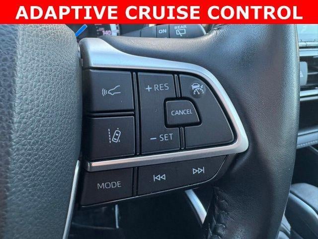 2022 Toyota Highlander Hybrid XLE AWD
