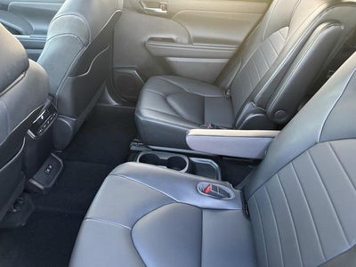 2021 Toyota Highlander XLE AWD