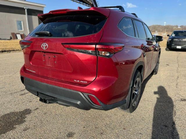 2021 Toyota Highlander XLE AWD