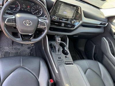 2021 Toyota Highlander XLE AWD