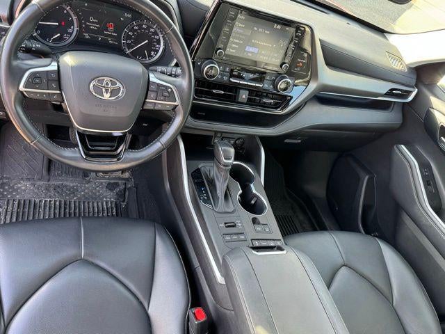 2021 Toyota Highlander XLE AWD