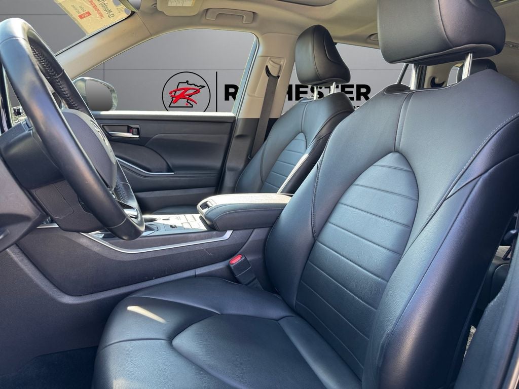 2021 Toyota Highlander XLE AWD