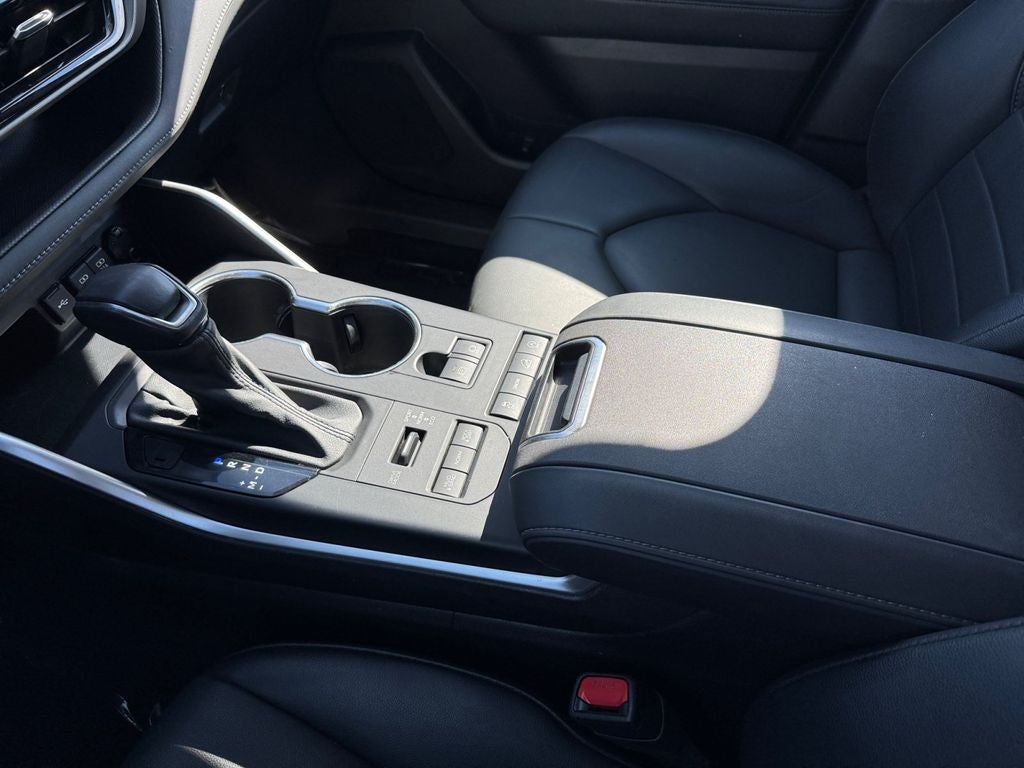 2021 Toyota Highlander XLE AWD