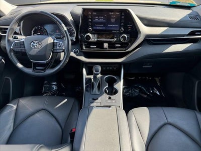 2021 Toyota Highlander XLE AWD