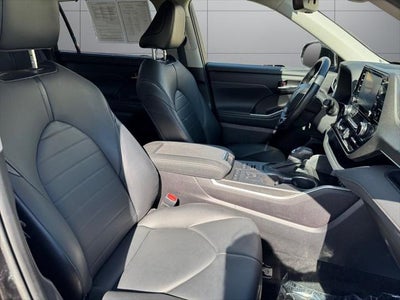 2021 Toyota Highlander XLE AWD