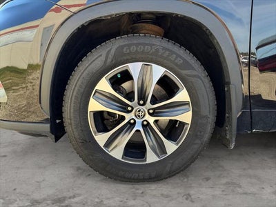2021 Toyota Highlander XLE AWD