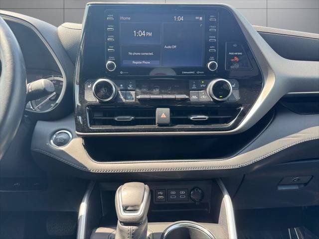 2022 Toyota Highlander XLE AWD