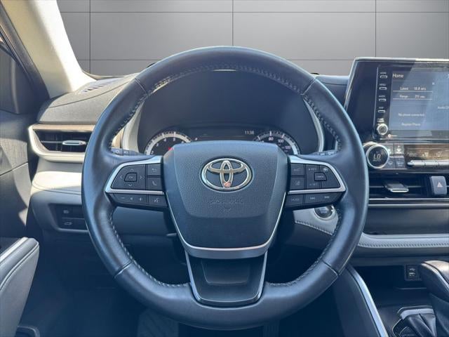 2022 Toyota Highlander XLE AWD