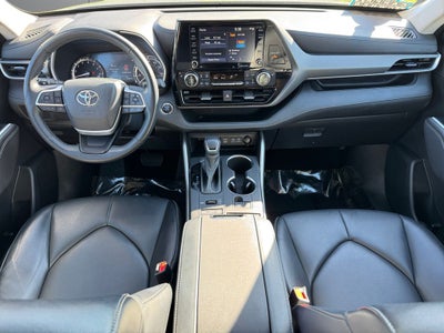 2022 Toyota Highlander XLE AWD