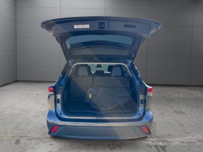 2022 Toyota Highlander XLE AWD