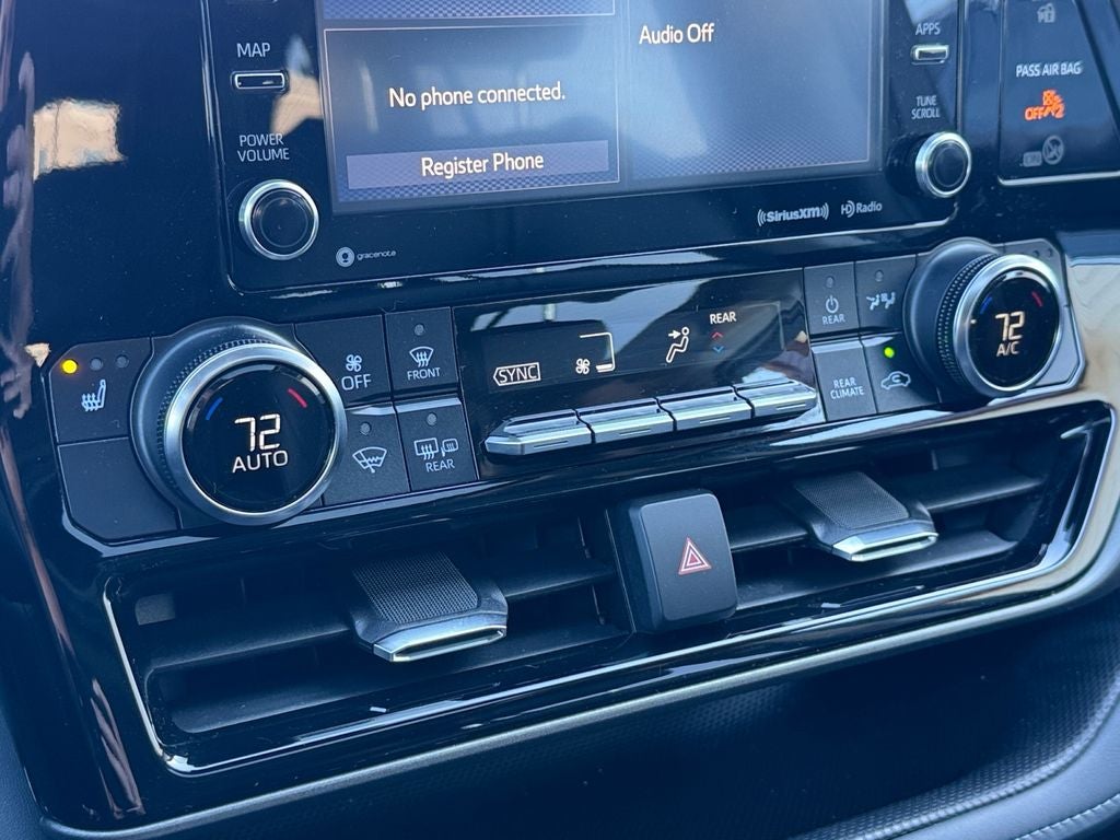 2022 Toyota Highlander XLE AWD