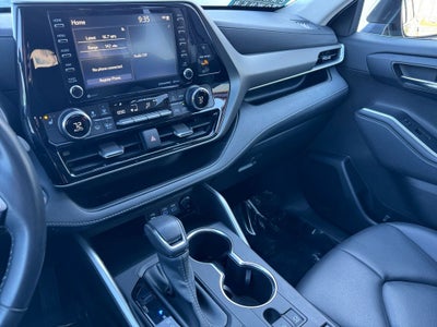 2022 Toyota Highlander XLE AWD