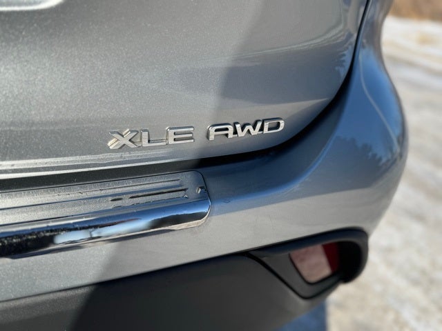 2022 Toyota Highlander XLE AWD