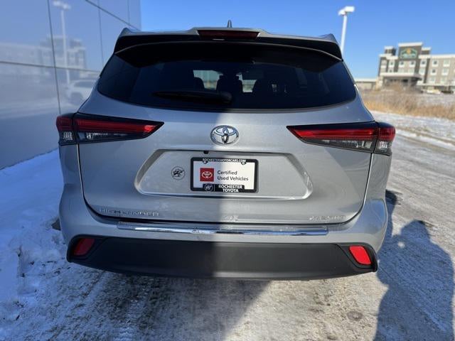 2022 Toyota Highlander XLE AWD