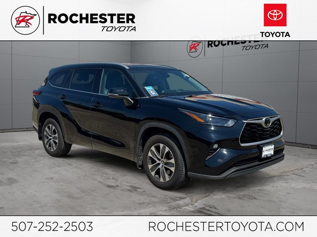 2022 Toyota Highlander XLE AWD