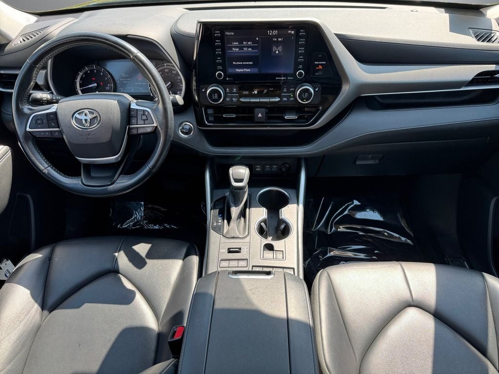 2022 Toyota Highlander XLE AWD