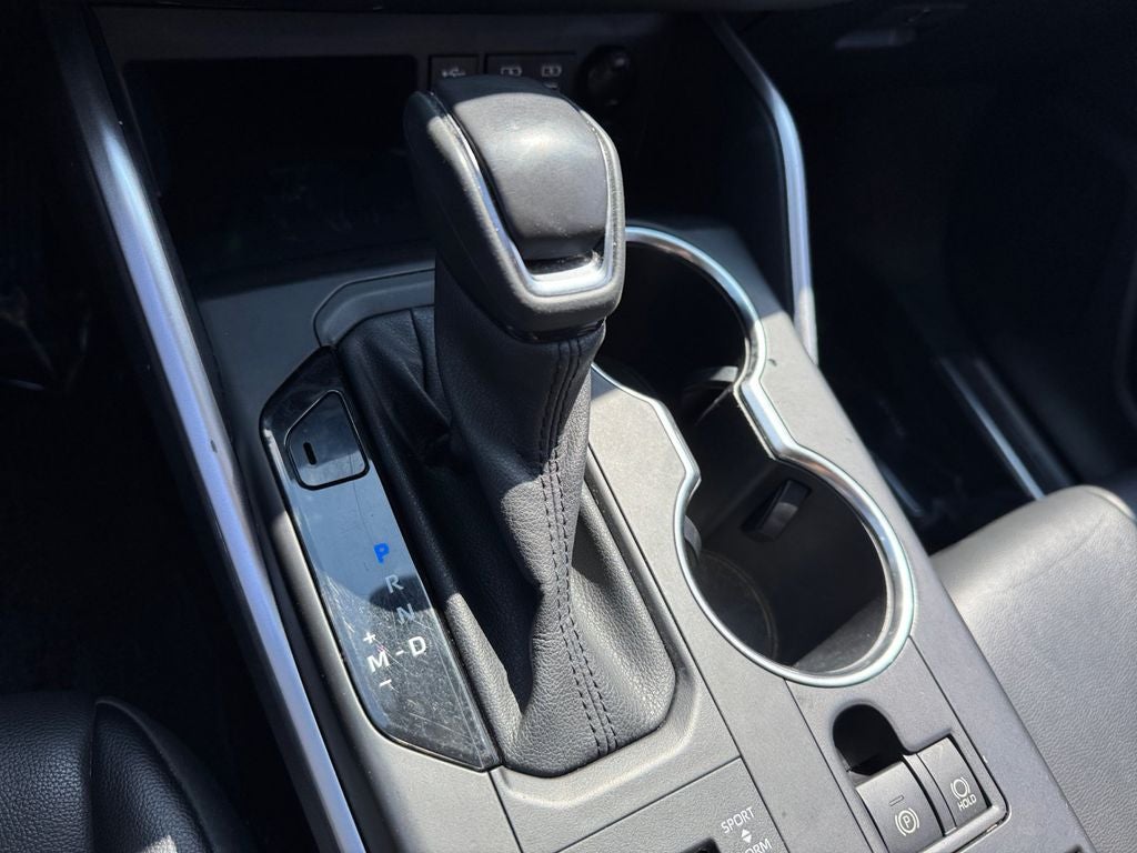 2022 Toyota Highlander XLE AWD