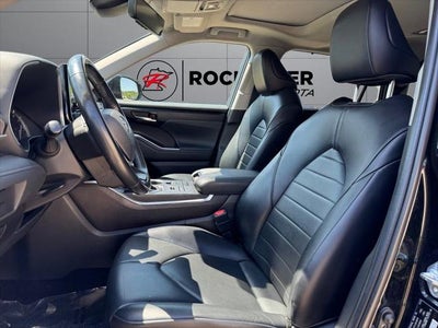 2022 Toyota Highlander XLE AWD