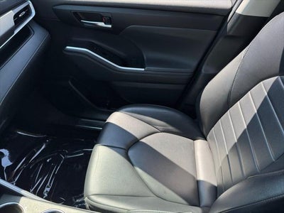 2022 Toyota Highlander XLE AWD