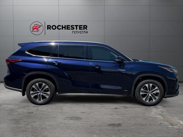 2021 Toyota Highlander Hybrid XLE AWD