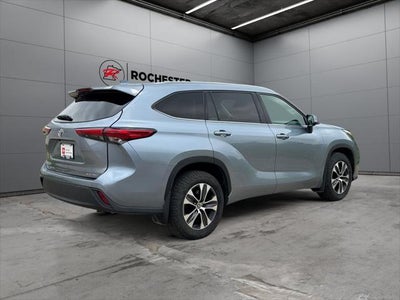 2021 Toyota Highlander XLE AWD