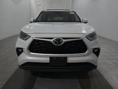2022 Toyota Highlander XLE AWD