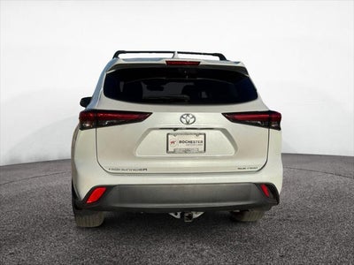 2022 Toyota Highlander XLE AWD