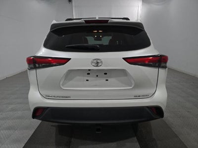 2022 Toyota Highlander XLE AWD