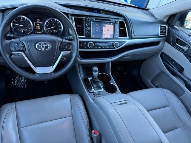 2015 Toyota Highlander XLE V6 AWD