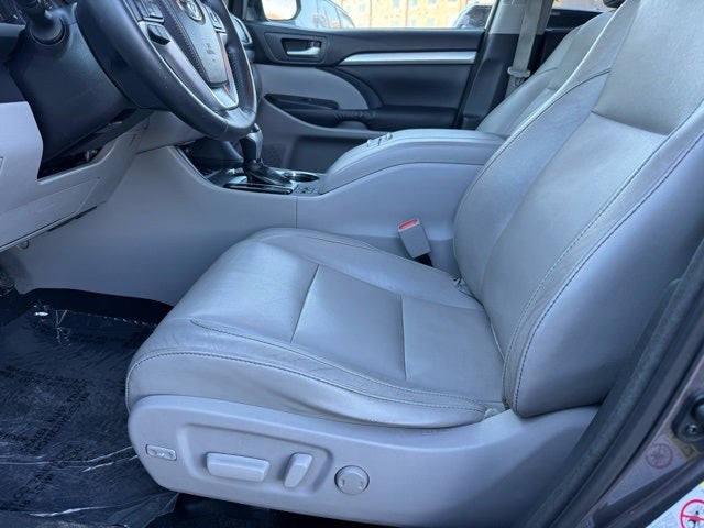 2015 Toyota Highlander XLE V6 AWD