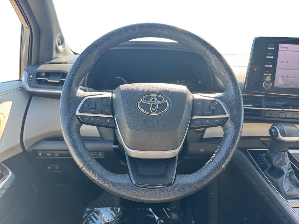 2023 Toyota Sienna XLE 7 Passenger