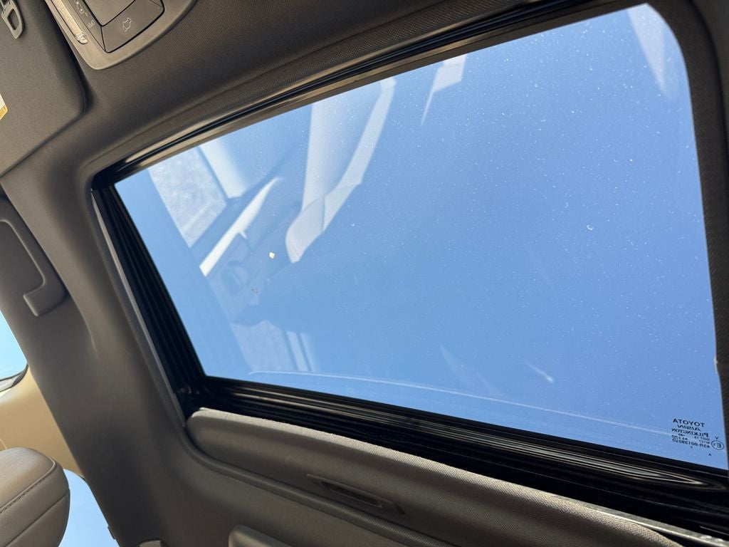 2023 Toyota Sienna XLE 7 Passenger