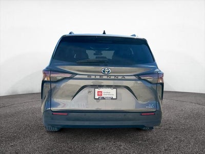 2023 Toyota Sienna XLE 7 Passenger
