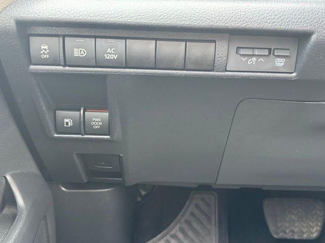 2023 Toyota Sienna XLE 7 Passenger