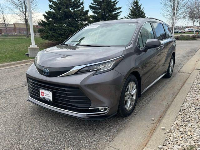 2023 Toyota Sienna XLE 7 Passenger