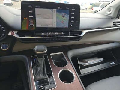 2024 Toyota Sienna XLE 7 Passenger