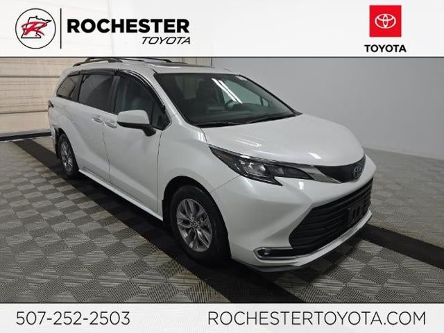 2024 Toyota Sienna XLE 7 Passenger