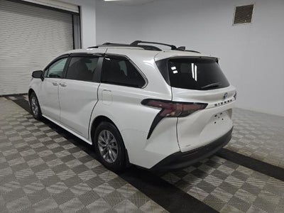 2024 Toyota Sienna XLE 7 Passenger