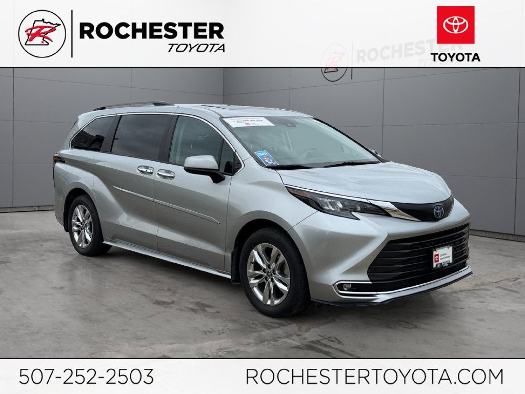 2024 Toyota Sienna XLE 7 Passenger