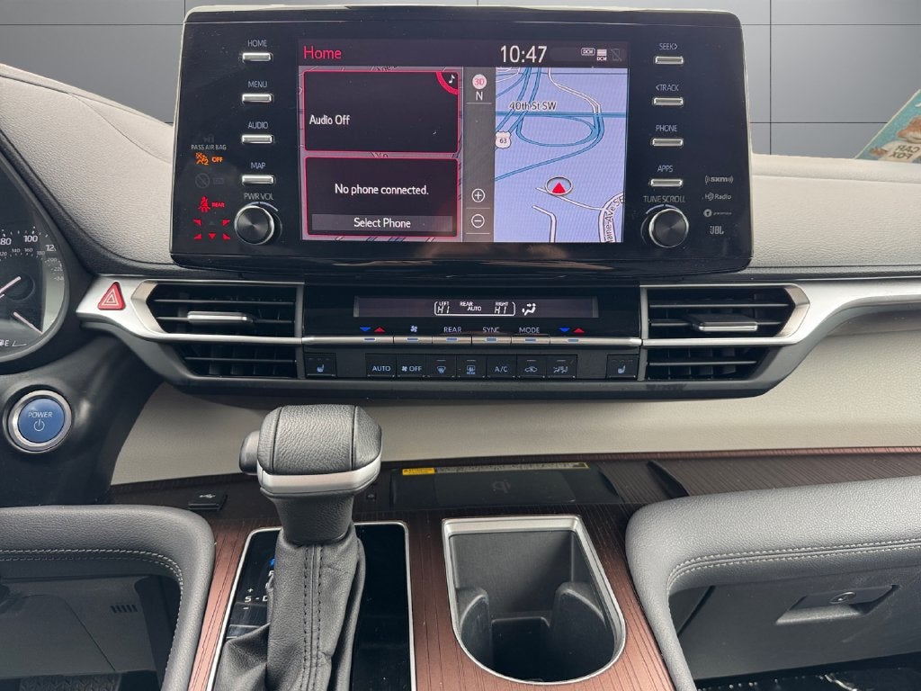 2024 Toyota Sienna XLE 7 Passenger