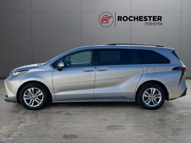 2024 Toyota Sienna XLE 7 Passenger