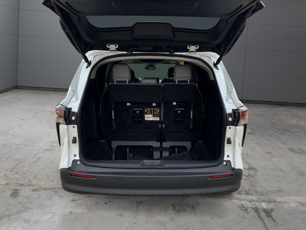 2025 Toyota Sienna XLE 7 Passenger