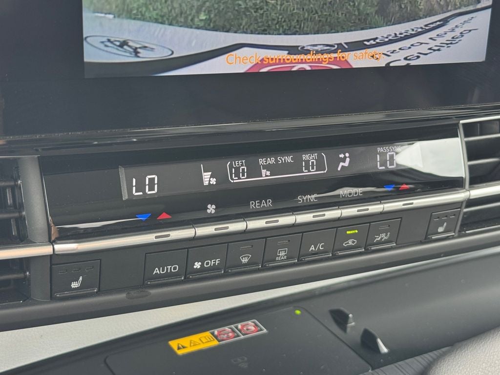 2025 Toyota Sienna XLE 7 Passenger