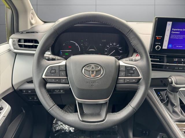 2025 Toyota Sienna XLE 7 Passenger